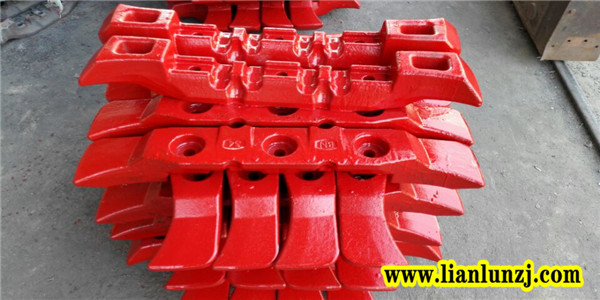 大型刮板輸送機(jī)<i style='color:red'>17gl7-1刮板</i>鍛造工藝的重難點(diǎn)在哪？